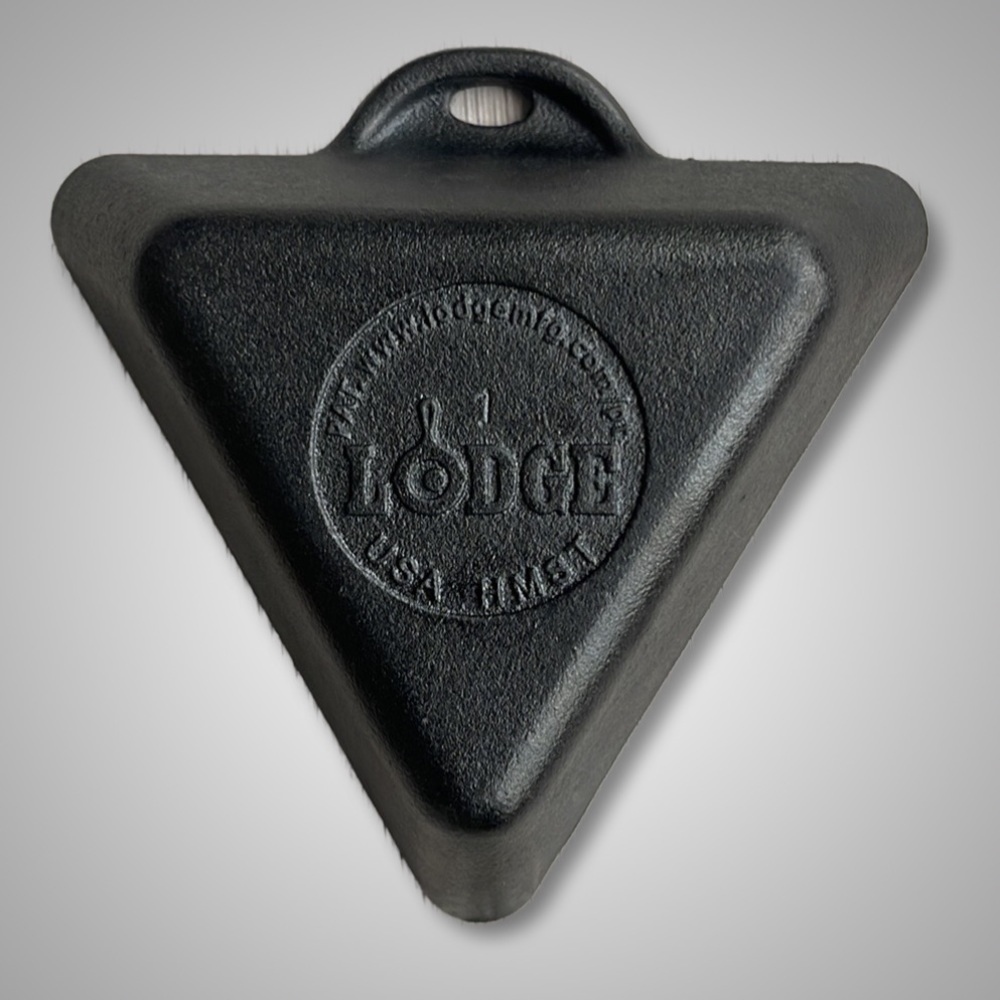 { Lodge } - Mini Triangle Cast Iron Server - Picture 2 of 2